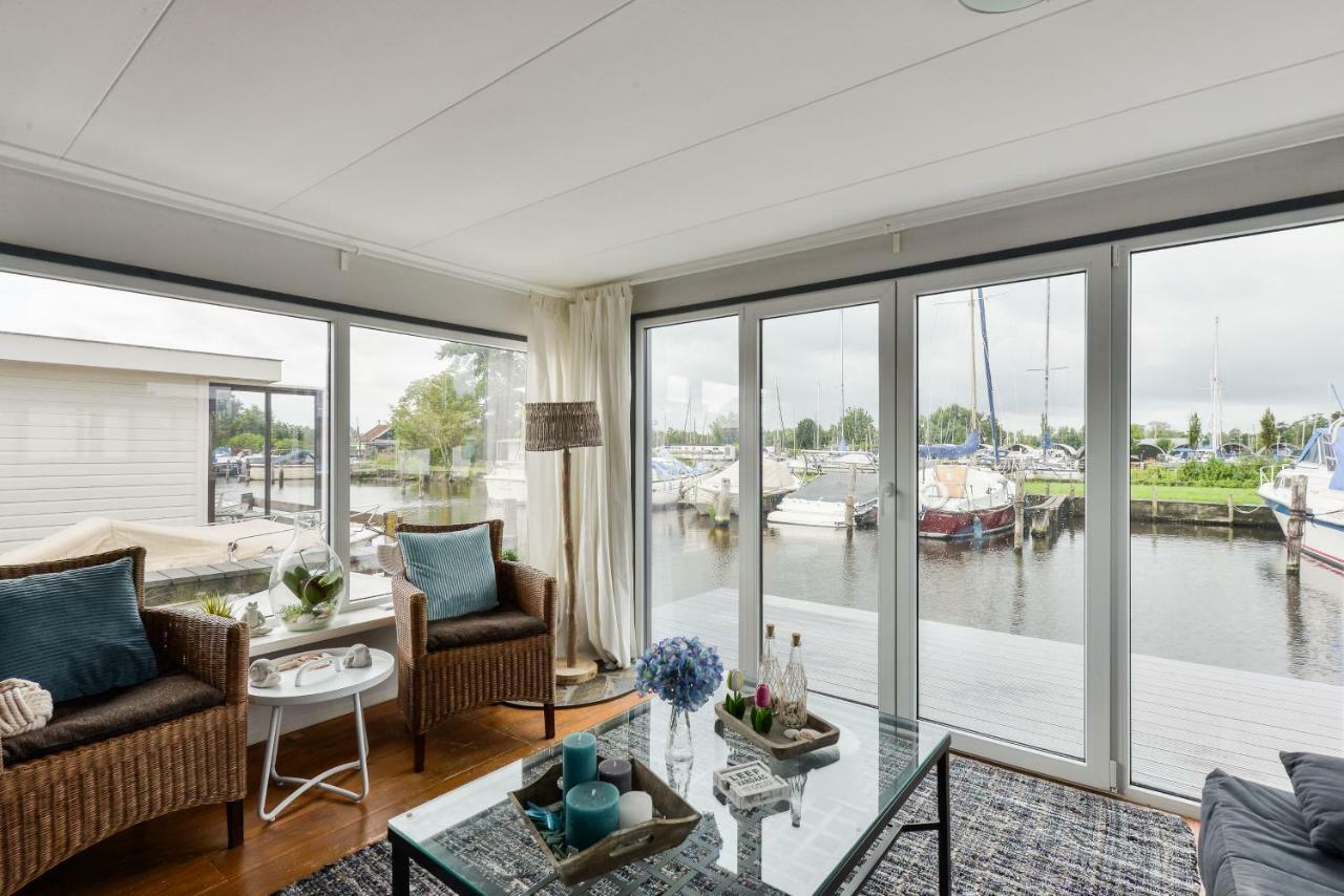 Bright And Comfortable Houseboat Aalsmeer Dış mekan fotoğraf